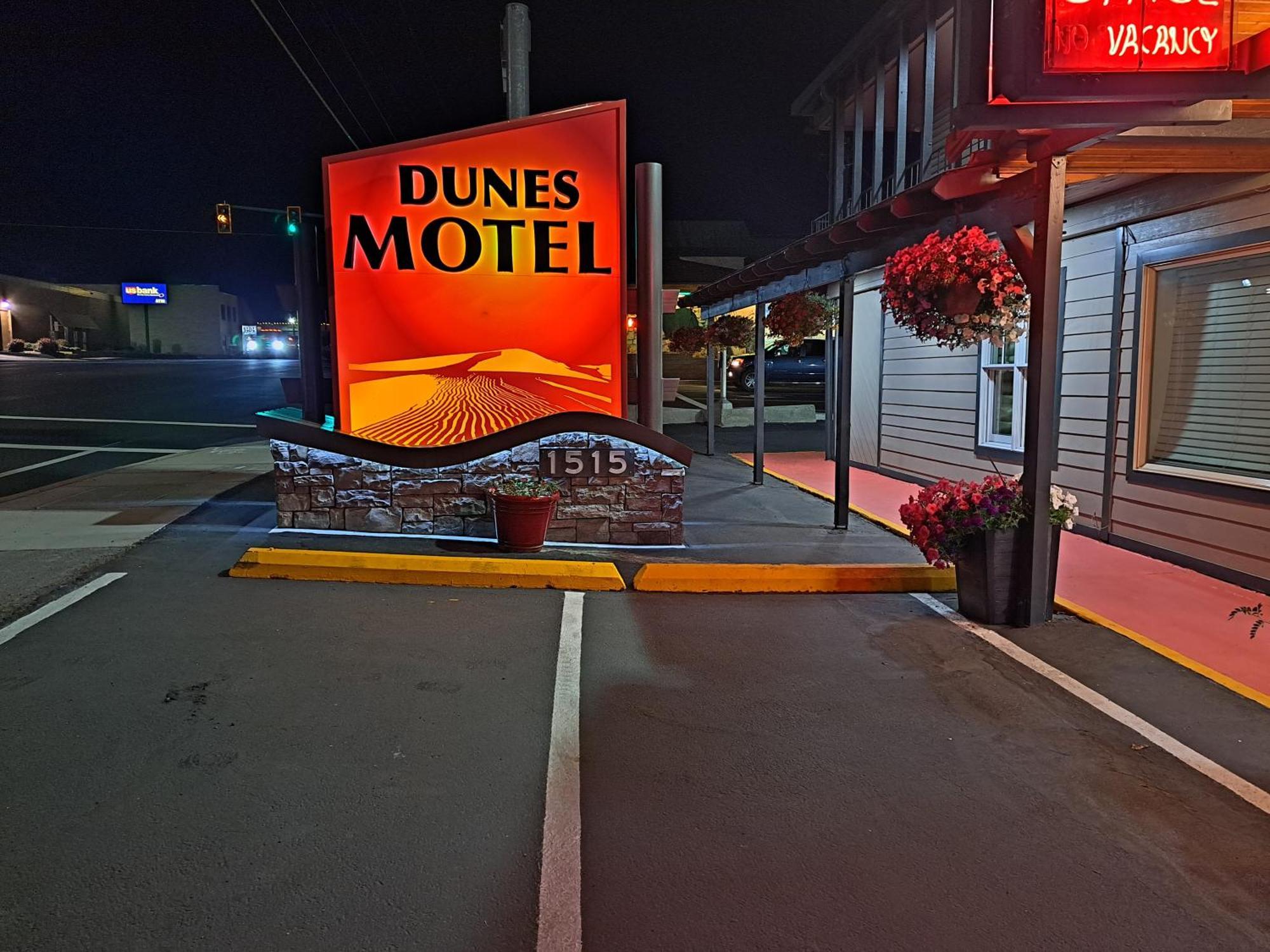 Dunes Motel - בנד מראה חיצוני תמונה